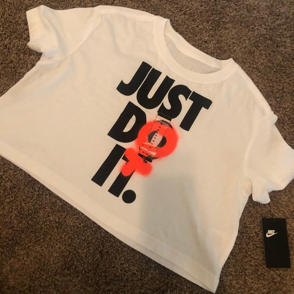 Nike crop top - Picture 1 of 1